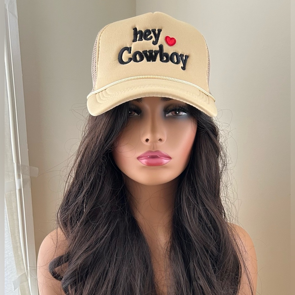 ‘Hey Cowboy’ Trucker Hat Style Cap in Tan NWOT, Adjustable